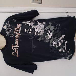 Lot 29 Daffy Duck Shirt Size M Oversized